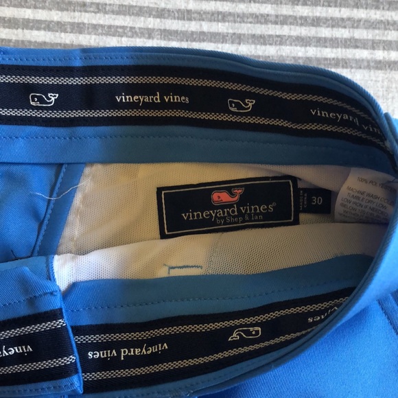 Vineyard Vines shorts - Picture 2 of 3